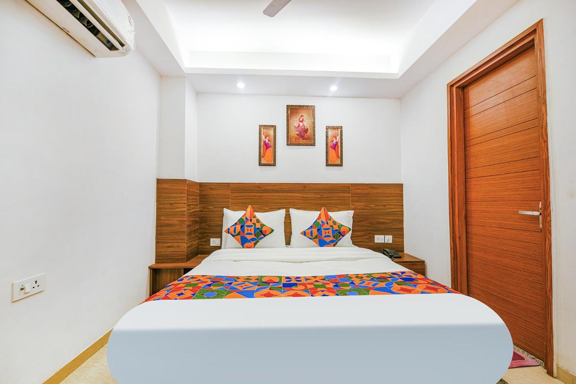 Fabhotel Sparkling - Nr Yashobhoomi Convention Centre Delhi  Exterior photo