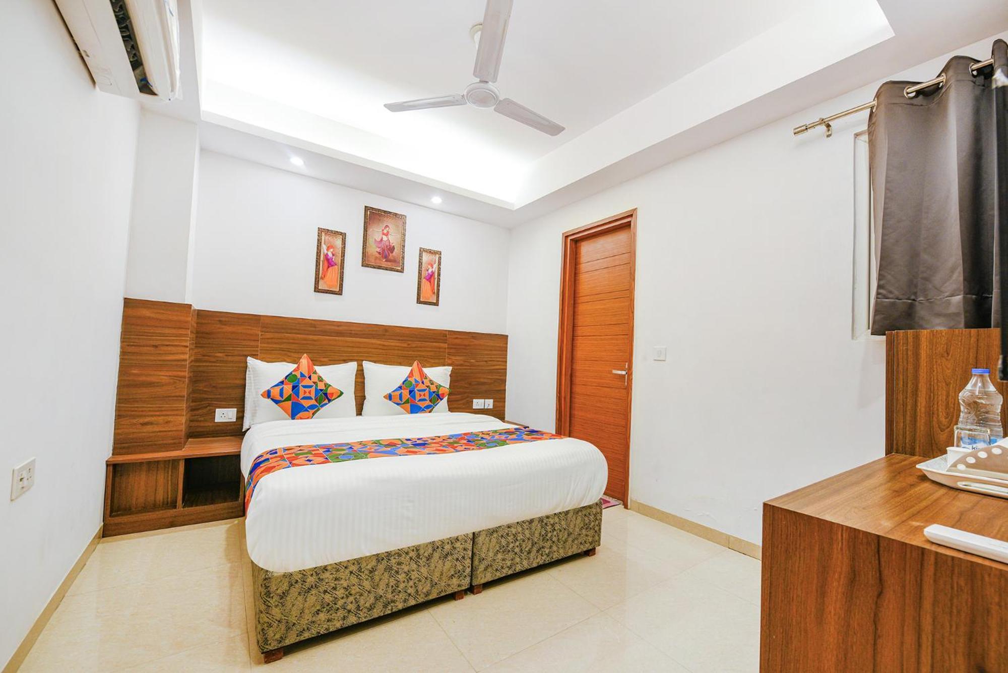 Fabhotel Sparkling - Nr Yashobhoomi Convention Centre Delhi  Exterior photo
