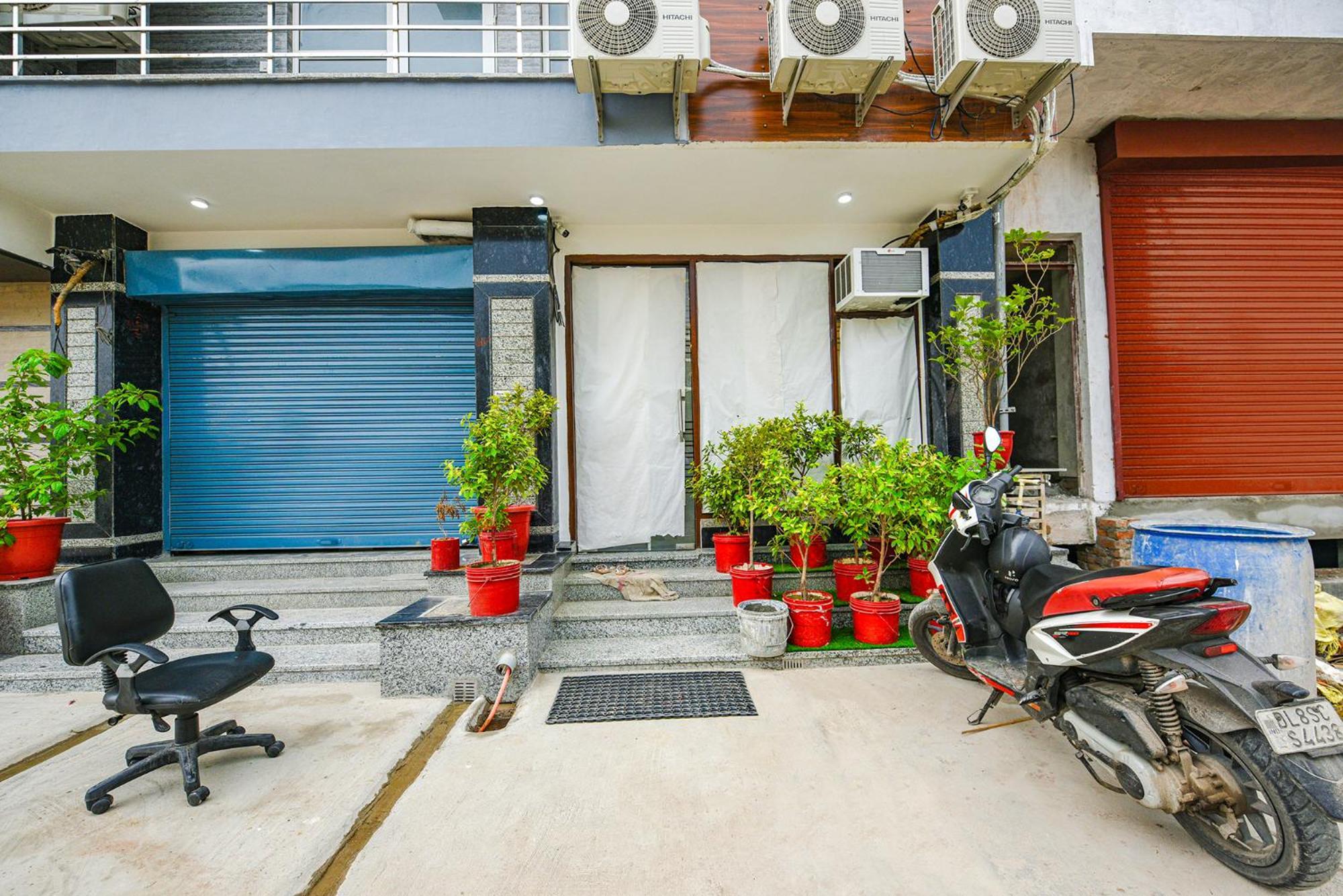 Fabhotel Sparkling - Nr Yashobhoomi Convention Centre Delhi  Exterior photo